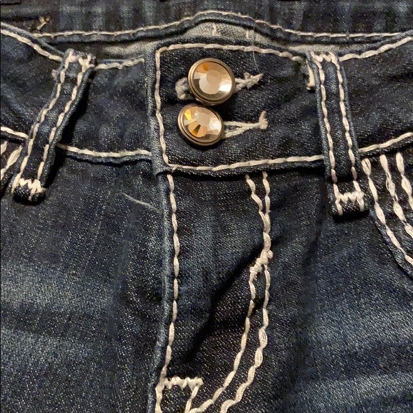 Jeans - Picture 3 of 4